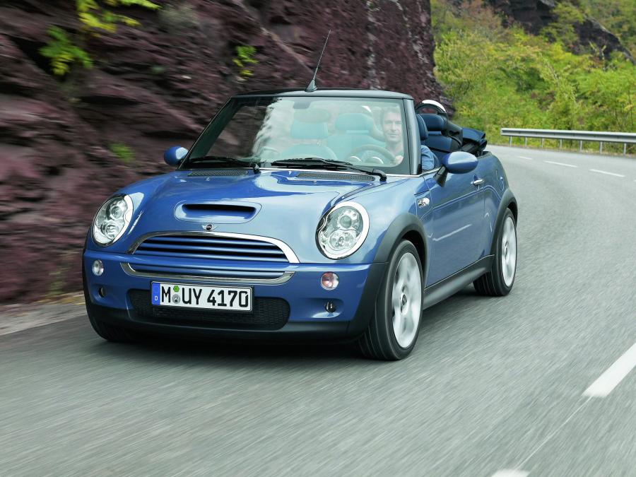  Mini Cooper S Cabrio 2004 года  (фото 8 из 20)